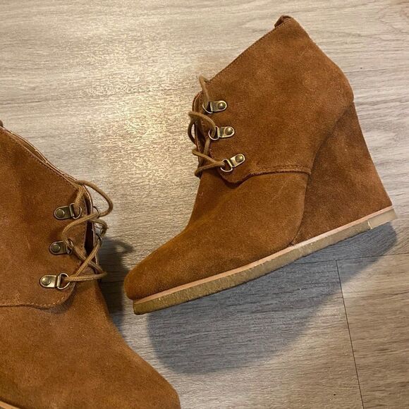 Steve Madden Tanngoo chestnut brown suede high wedge laced up shoe size 9 - Picture 3 of 9